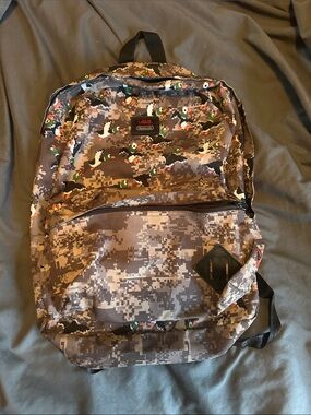Vans x Nintendo Digital Camo Backpack with Duck Hunt Print -
